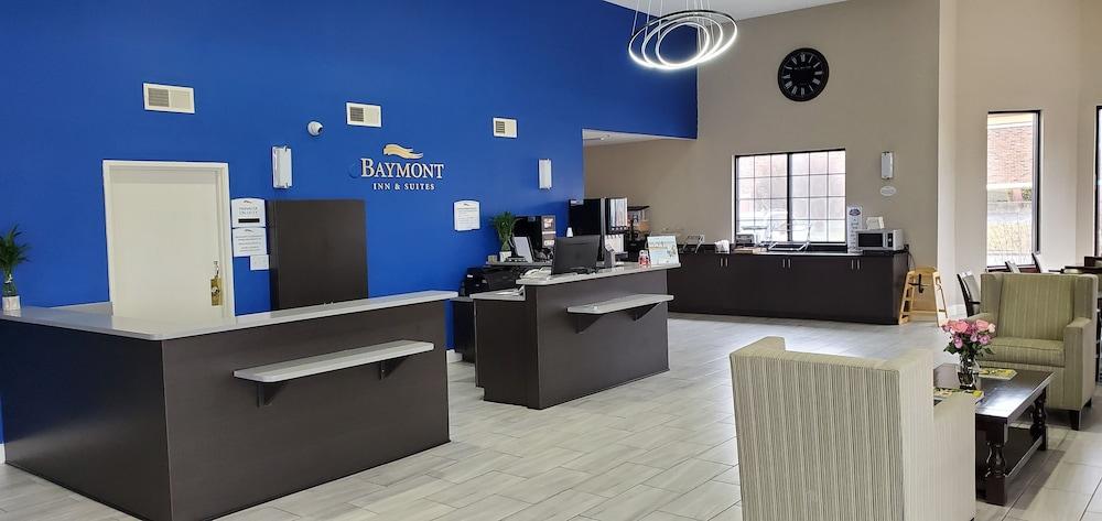 Baymont By Wyndham Winchester Exterior photo