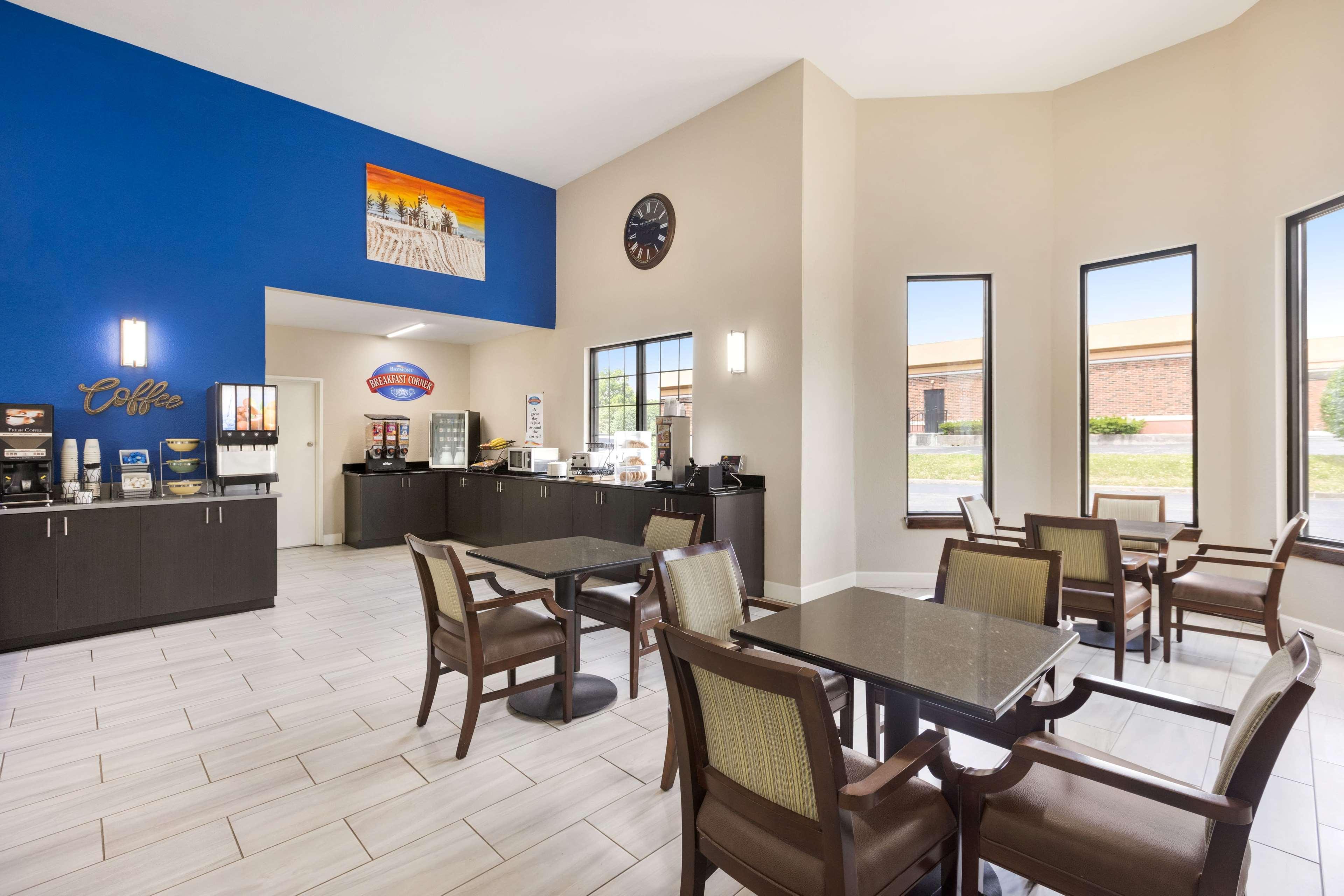 Baymont By Wyndham Winchester Exterior photo