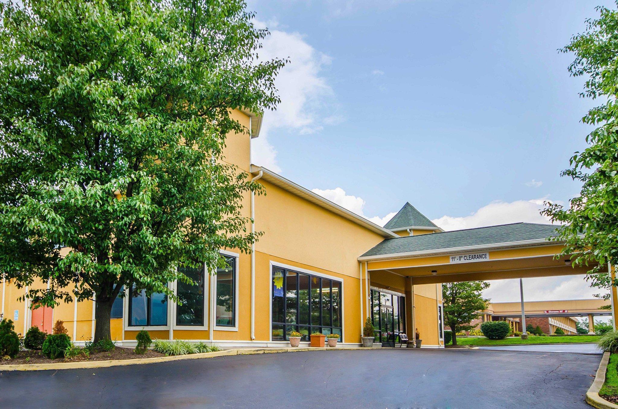 Baymont By Wyndham Winchester Exterior photo